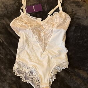 Elegant Ivory Lace Sculpting Chemise Bodysuit by Heyshape